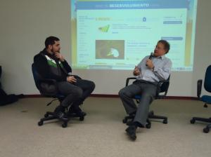 Tico Santa Cruz debate pol�tica e cidadania com jovens