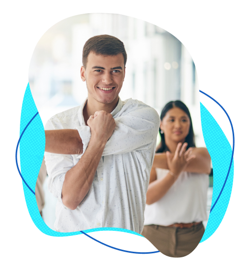 pessoas se alongando