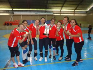 Equipe da Benderplast Campe da Modalidade Voleibol Masculino (Foto: Everton Luiz de Souza)